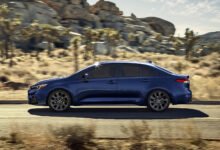 Toyota наладит производство гибридного седана Corolla в США Photo of Toyota наладит производство гибридного седана Corolla в США