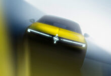 Растерявшую покупателей Opel Astra подвергли рестайлингу: первые официальные изображения Photo of Растерявшую покупателей Opel Astra подвергли рестайлингу: первые официальные изображения