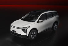 Семиместный кроссовер Mahindra XEV 9S представлен с несколькими вариантами начинки Photo of Семиместный кроссовер Mahindra XEV 9S представлен с несколькими вариантами начинки