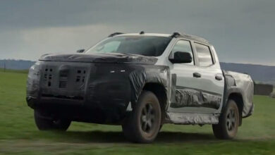 Photo of Пикап Nissan Navara на базе Mitsubishi L200: новые тизеры перед скорой премьерой